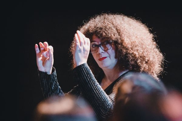 Valérie Sainte-Agathe, conductor