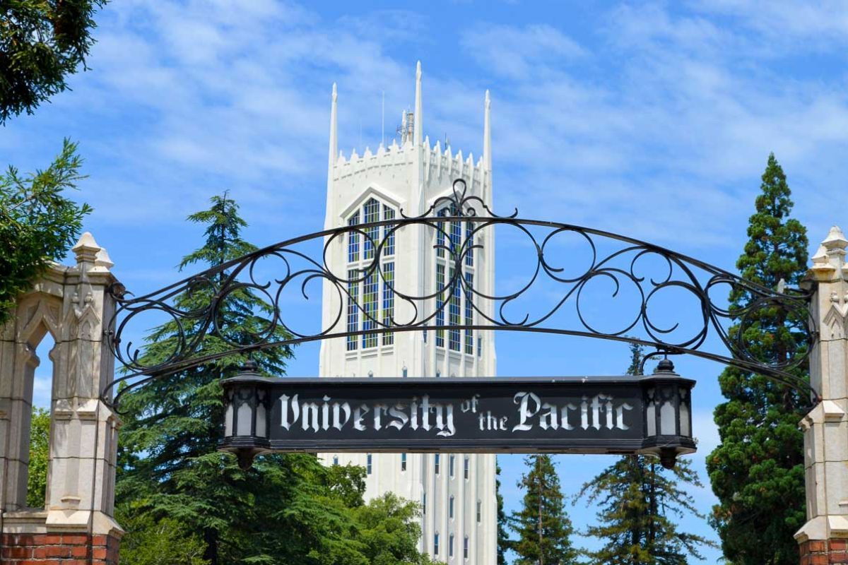 campus beauty burns tower