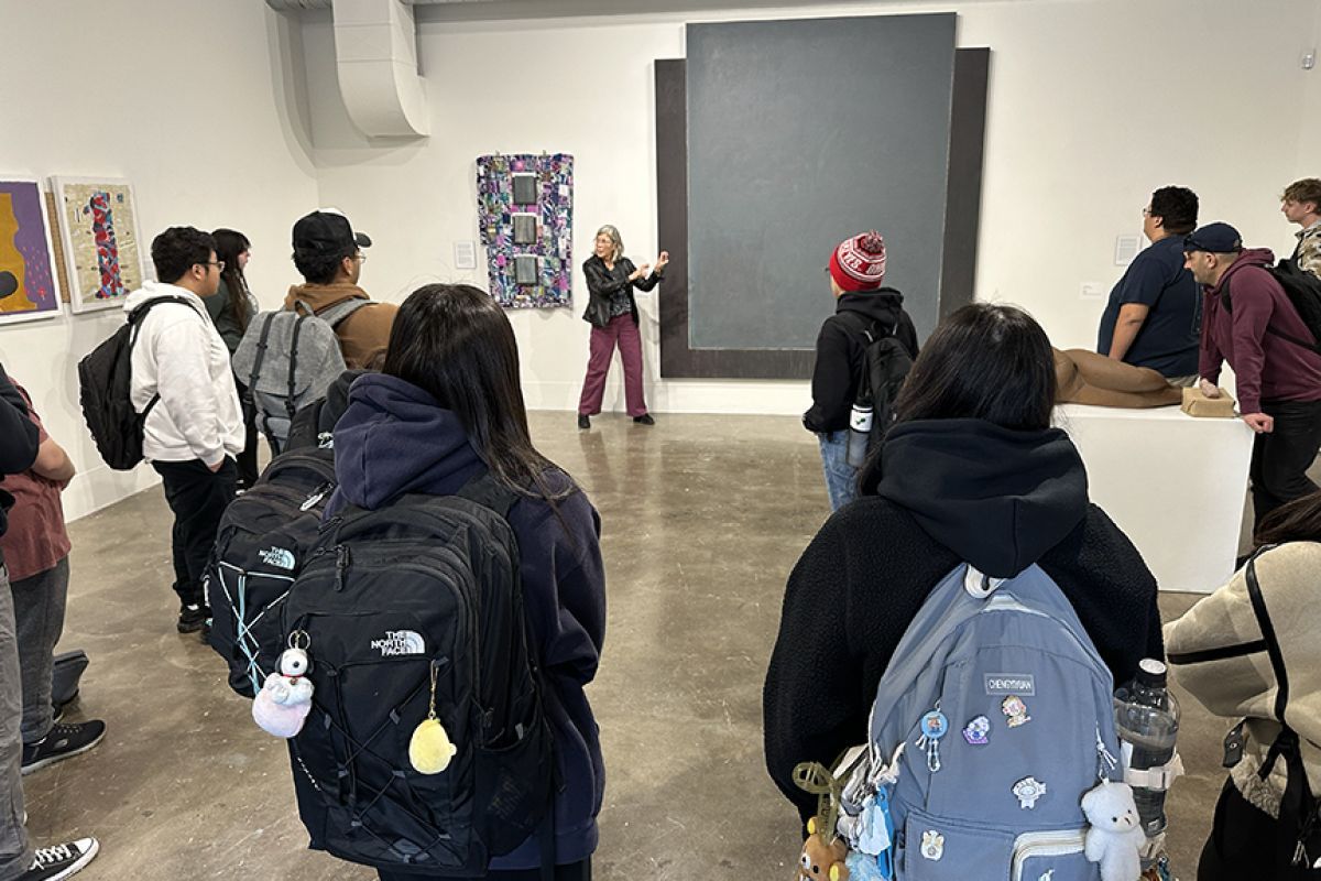 people in gallery