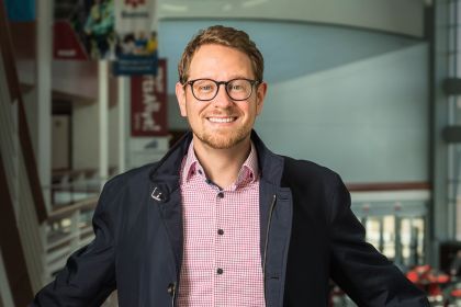 Conductor Kevin Sütterlin.