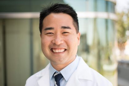 Pharmacy alumnus Matthew Kamada ’13, PharmD, BCPS, FCSHP