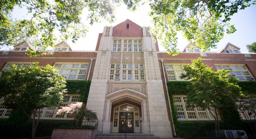 Knoles Hall