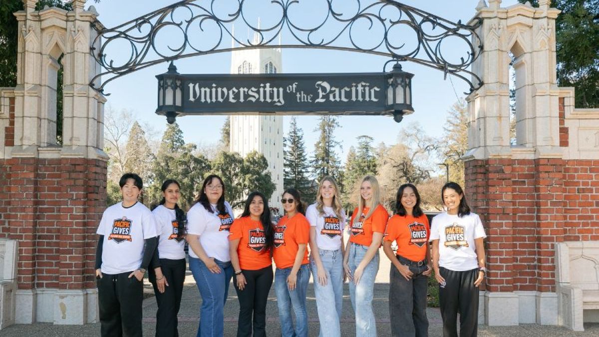 content.field_image.alt